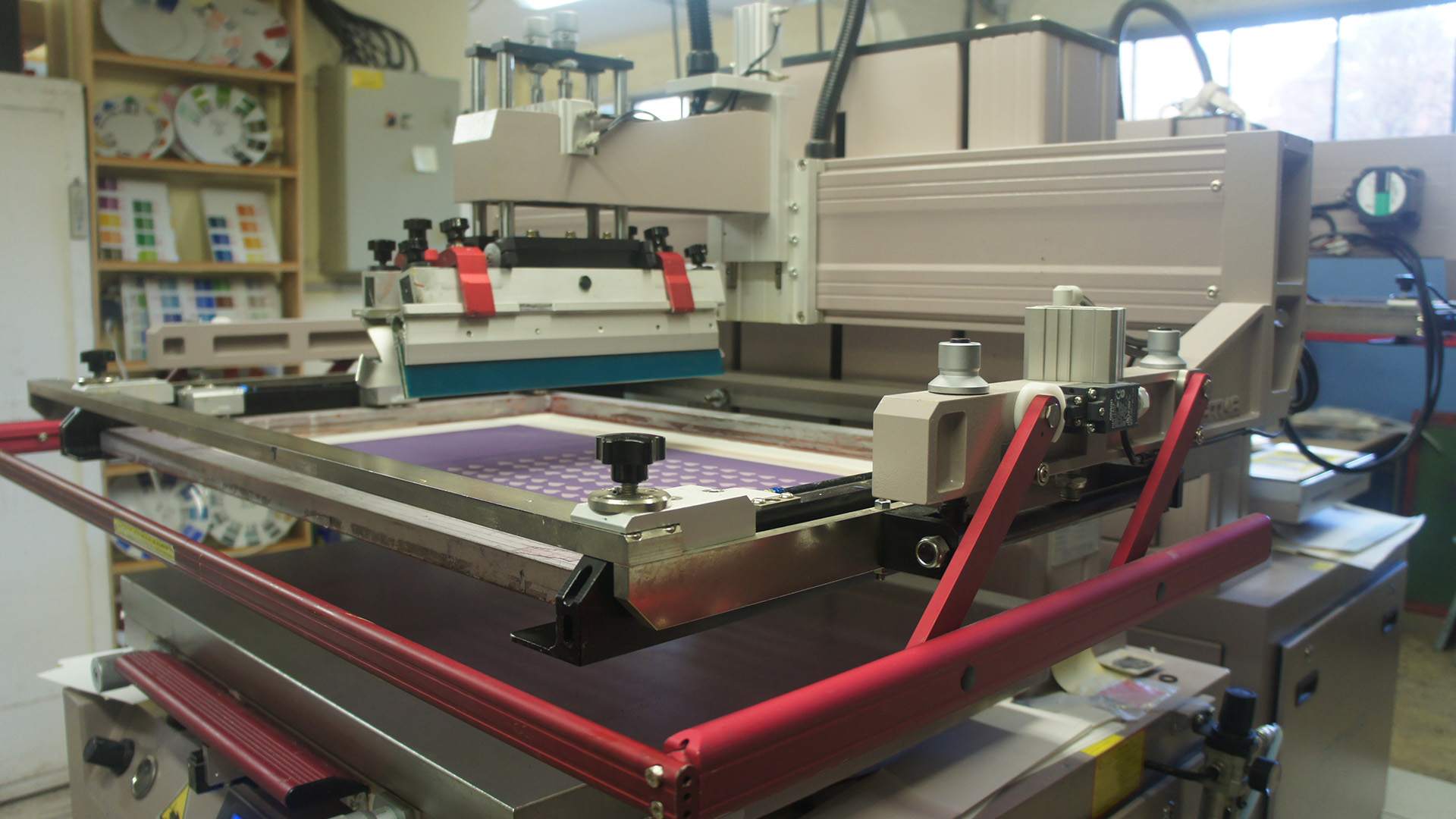 machine screen printed decal